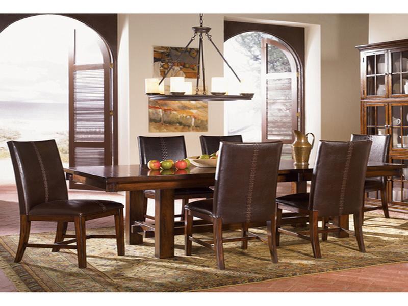 Expandable Farmhouse Dining Table