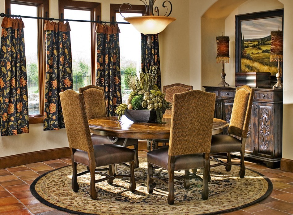  Centerpiece Ideas For Dining Room Table with Simple Decor