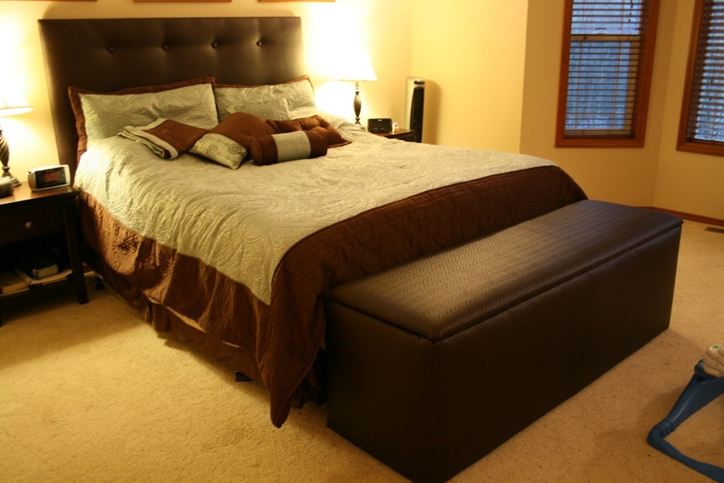 Upholstered Bedroom Storage Bench