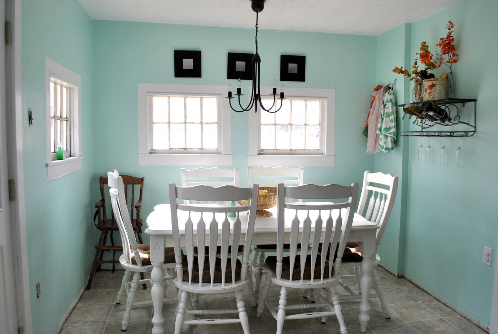 Easy Ideas for a DIY Dining Room Table