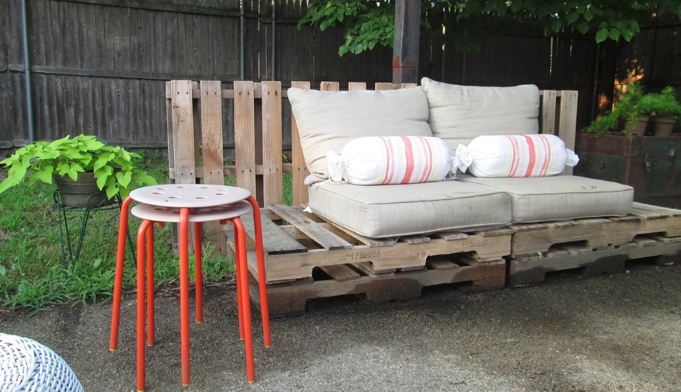 Wooden Pallet Patio Furniture