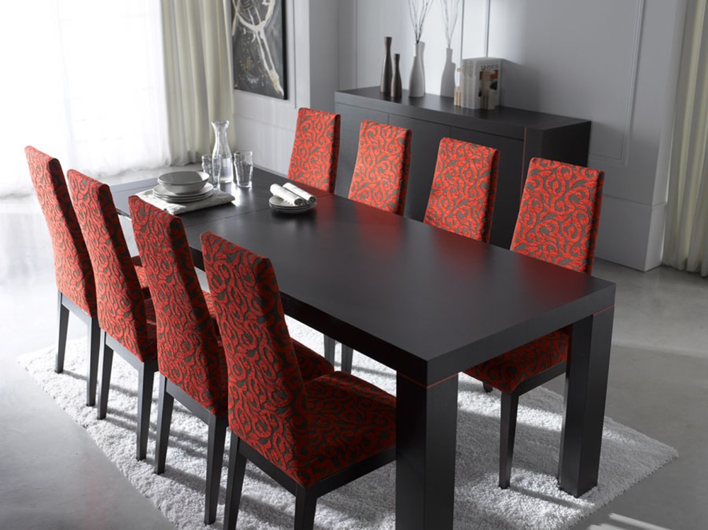 Dining room table with chairs 1024x766