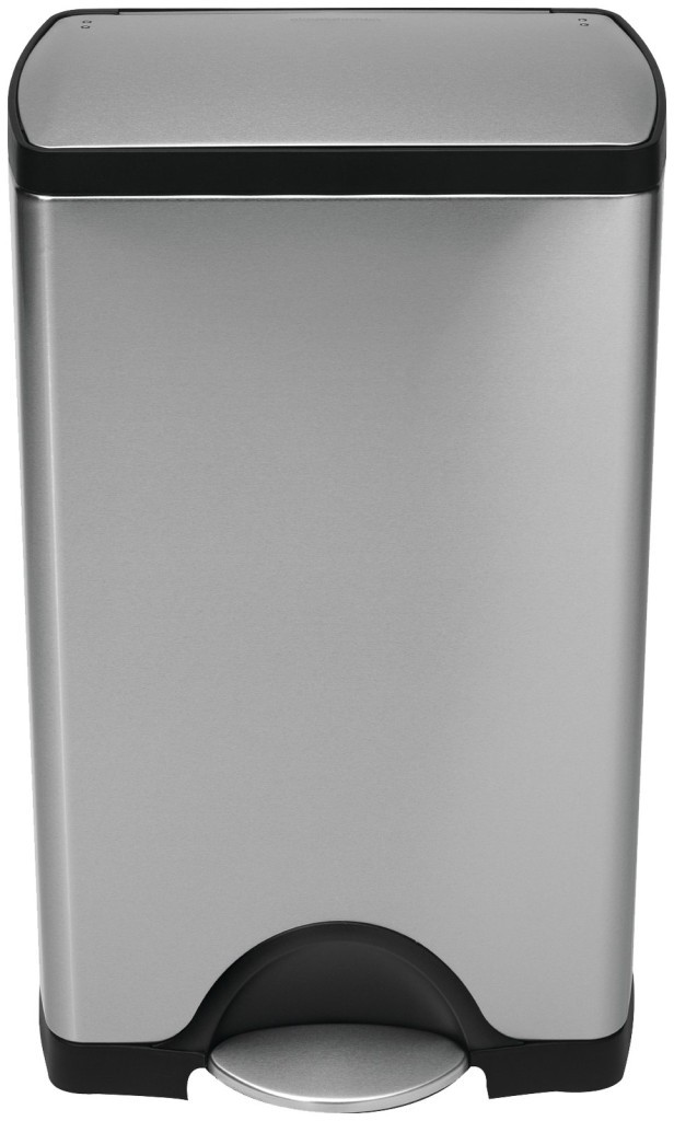 Rubbermaid garbage cans 616x1024