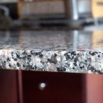 cleaning-granite-countertops-windex