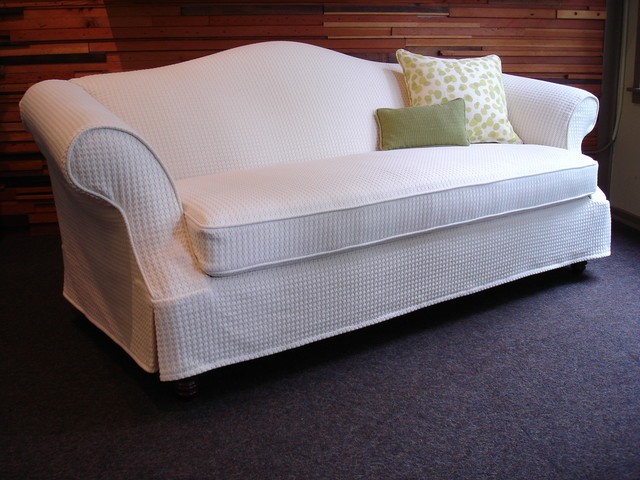 Queen anne furniture style