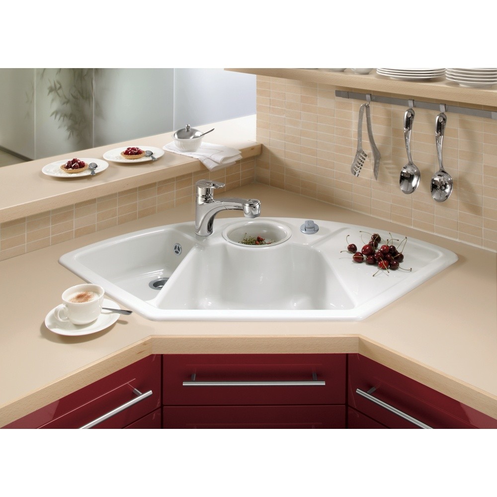 Undermount corner kitchen sink