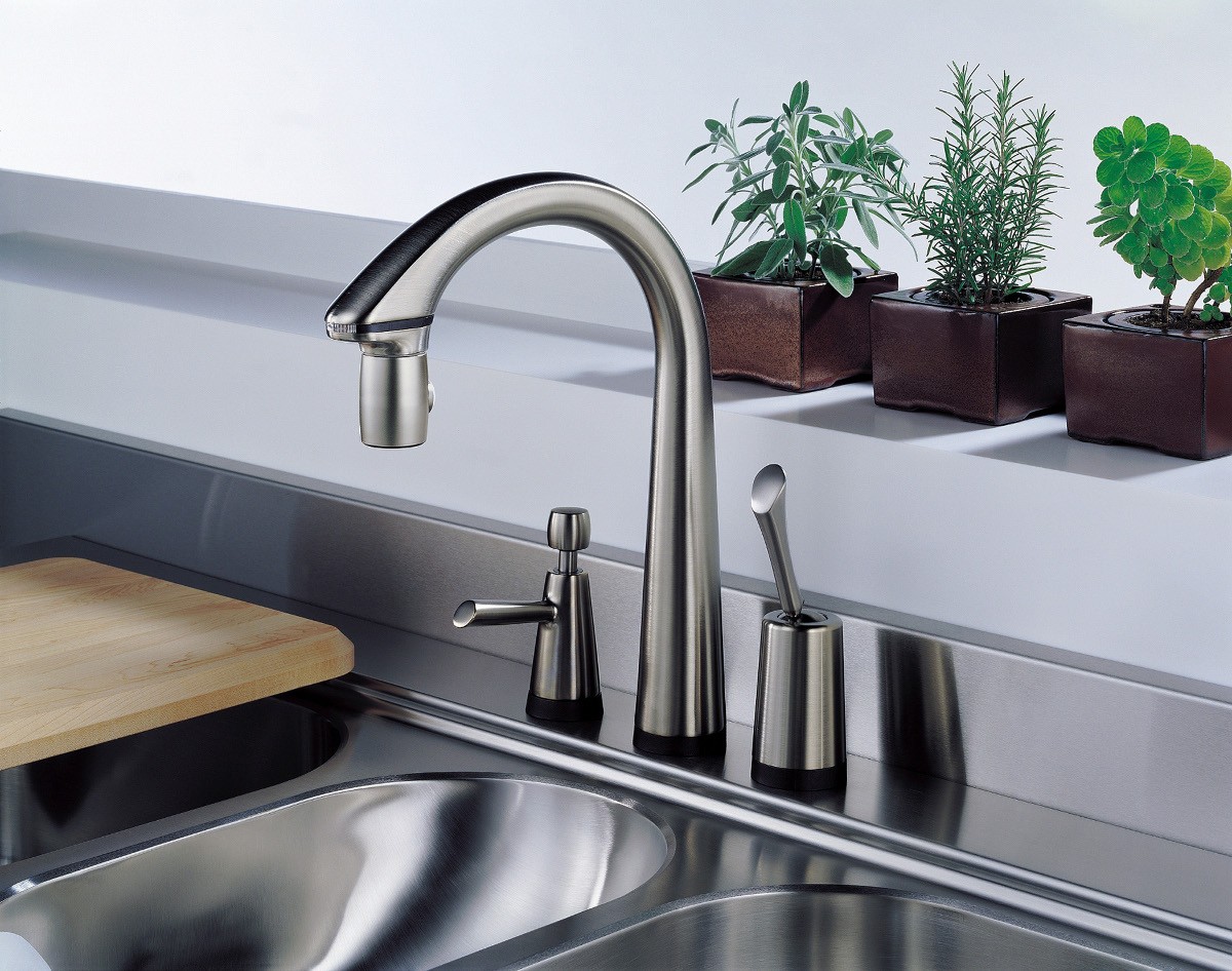 Kitchen sink faucet