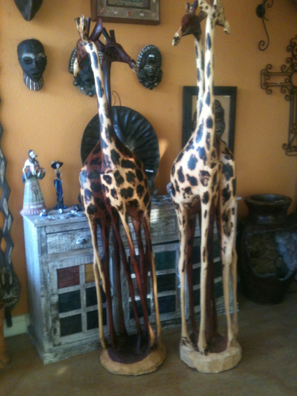 Giraffe decorations for the home