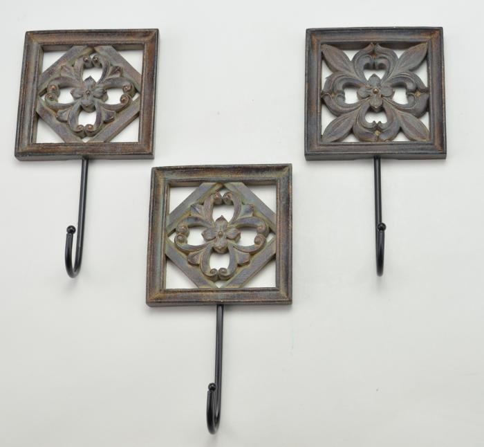 Decorative wall hooks for hanging