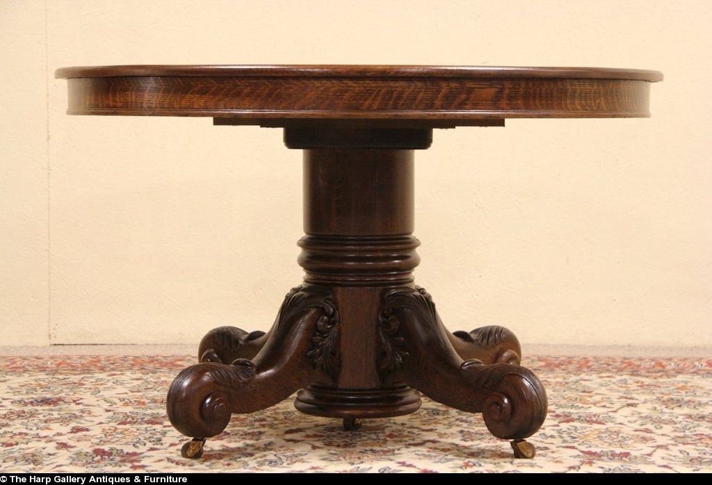 Round dining table with leaf